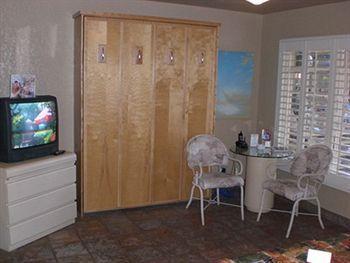 Desert Paradise Resort - Gay Men'S Resort Palm Springs Exterior foto